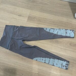 Electric rose grey tie dye leggings